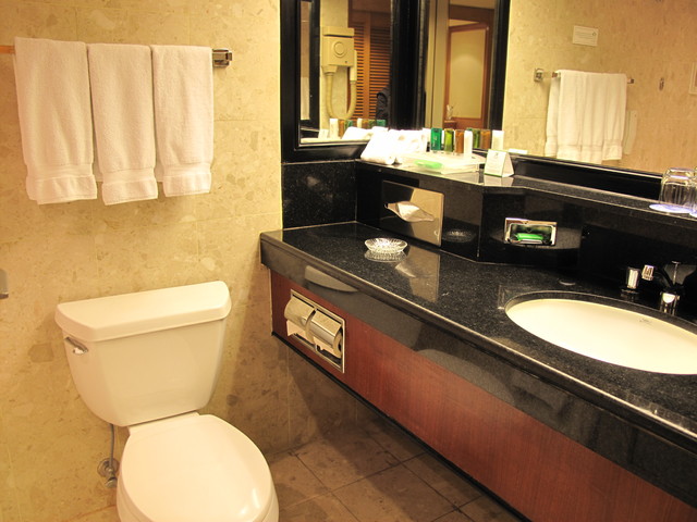 飯店浴室1