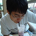 均均13_in Haagen-dazs.JPG