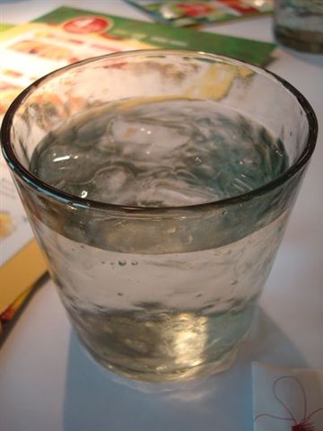 瓦城5_水杯.JPG