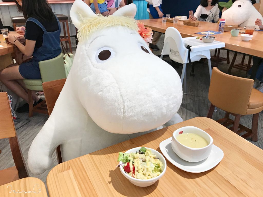 TYFR2532.JPG TYFR2532.JPG