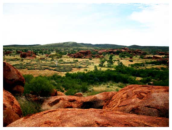 Devils Marbles-3.JPG