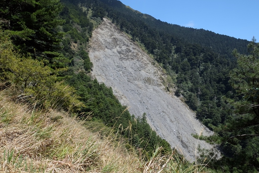 奇萊南華丨D1。雲天宮往天池山莊