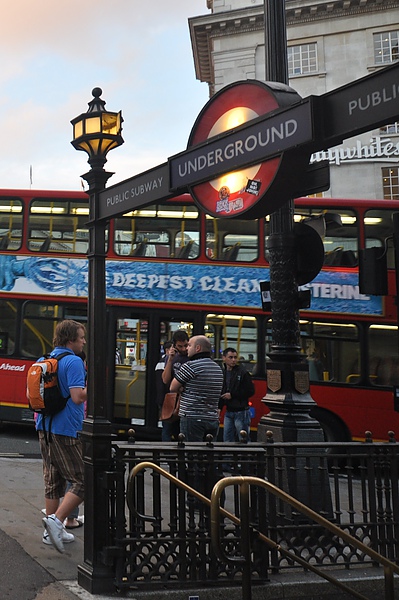 Piccadilly Circus 4.JPG