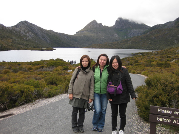 Iris, Irene and and Japanese friend.JPG