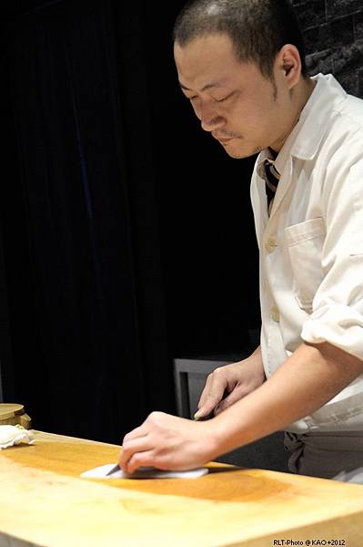 高雄-鮨二七-握壽司-日本料理-黑刀-秋刀 (43)