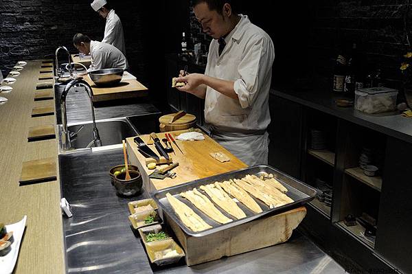 高雄-鮨二七-握壽司-日本料理-黑刀-秋刀 (62)