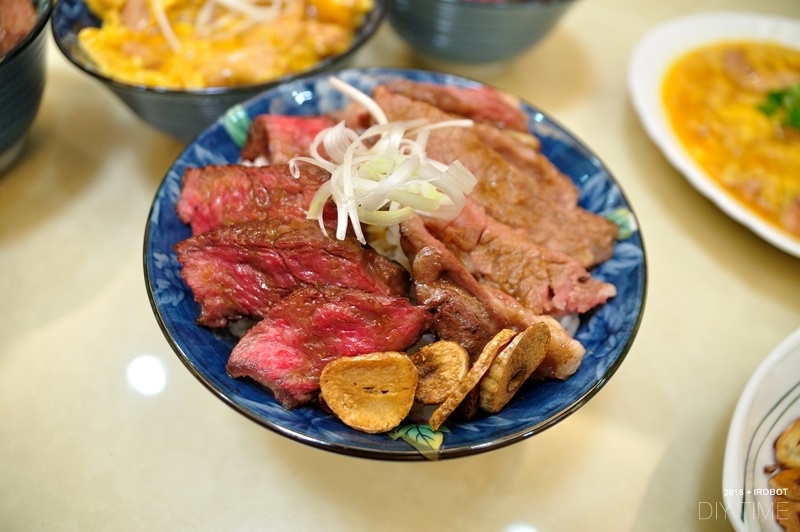 牛排丼+親子丼+蘿蔔煮 (4).JPG