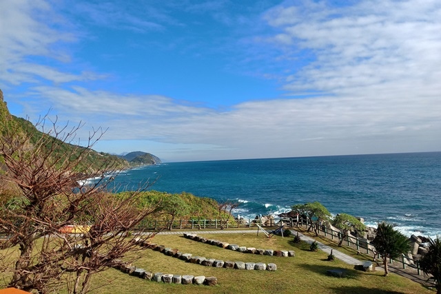 【花蓮】縱情山水，漫遊天空步道、大石鼻山步道、山姆先生童話屋