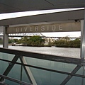 搭City Cat到Riverside