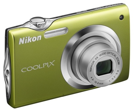 Nikon-CoolPix-S3000-digital-camera-green.jpg