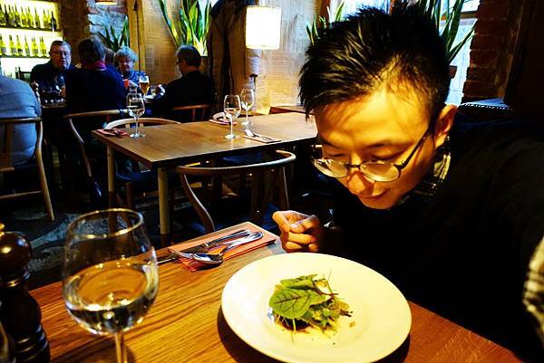 45979425_1941367499232242_1003570858771349504_n