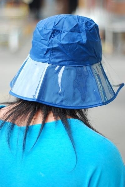塑膠雨帽2.JPG