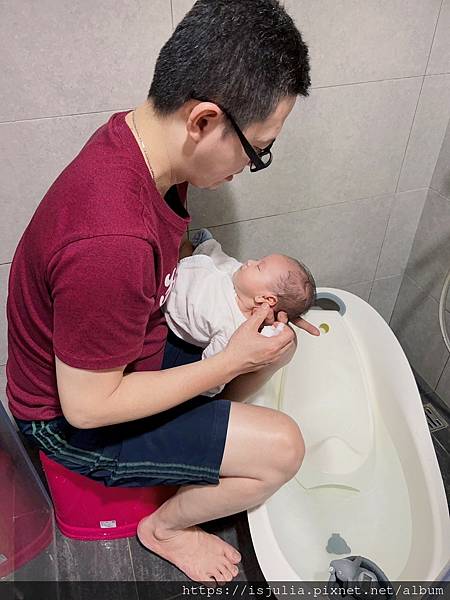 mininor寶寶浴缸4.jpg mininor寶寶浴缸4.jpg