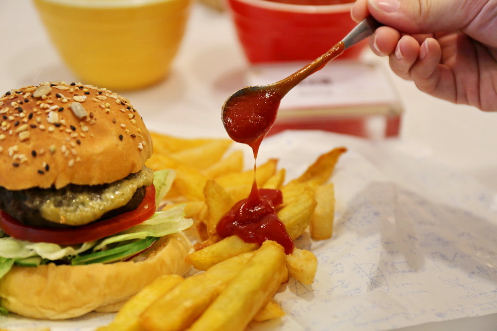 Burger Lab.研究室，天成大飯店