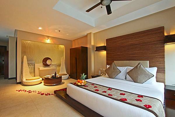 Junior Suite(PoolView)