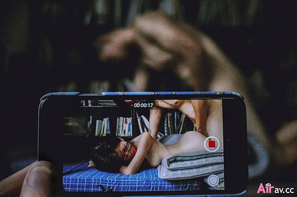 20200301 攝影師外流《6女7男群交趴》私密照!便當配香腸真的很好吃嗎?9 20200301 攝影師外流《6女7男群交趴》私密照!便當配香腸真的很好吃嗎?9