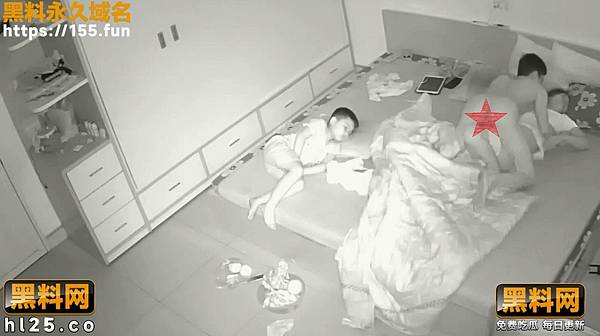 20240124 奇葩家庭一家四口同住發生激情碰撞!爸媽操愛,兒女在旁觀戰《第3部,共六部》 (4).jpg 20240124 奇葩家庭一家四口同住發生激情碰撞!爸媽操愛,兒女在旁觀戰《第3部,共六部》 (4).jpg