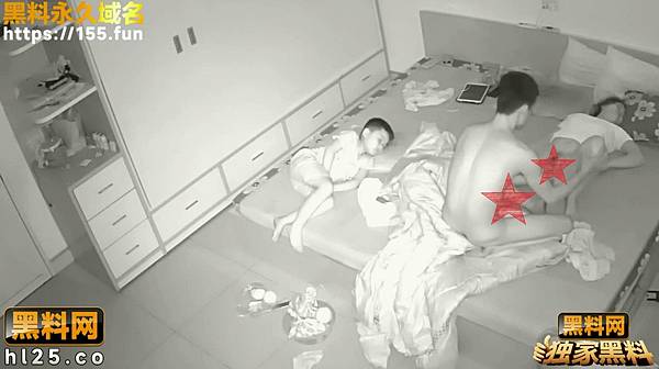 20240124 奇葩家庭一家四口同住發生激情碰撞!爸媽操愛,兒女在旁觀戰《第3部,共六部》 (7).jpg 20240124 奇葩家庭一家四口同住發生激情碰撞!爸媽操愛,兒女在旁觀戰《第3部,共六部》 (7).jpg