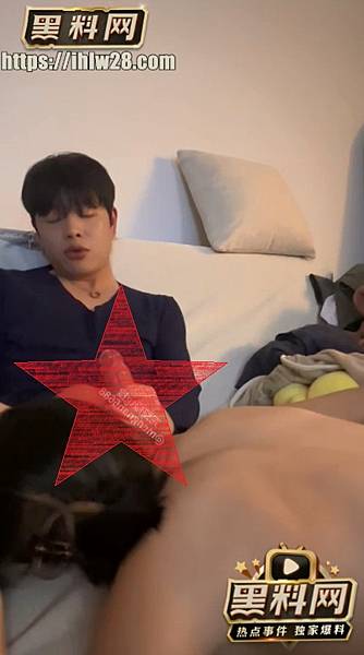 20240924 帥哥男模露臉性愛影片流出,有自己用飛機杯榨精爆射,也有和同行女模特約炮!3.5