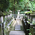 大德寺高桐院-細川家歷代之墓01.jpg