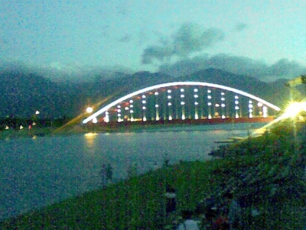 冬山河橋.jpg