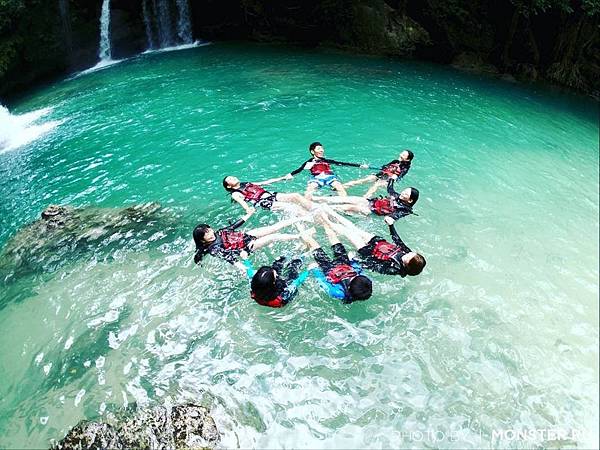 10f3267f7d1e4a6ba4a72b4a48444bf9.jpg 10f3267f7d1e4a6ba4a72b4a48444bf9.jpg