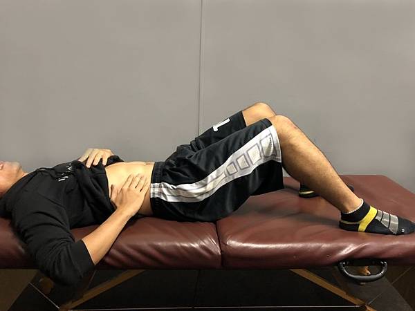 腹式呼吸.jpg 腹式呼吸.jpg