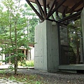 軽井沢絵本の森美術館