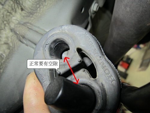 Honda Crv三代車輛異音之排氣管中段亂亂改 武炮汽車有限公司