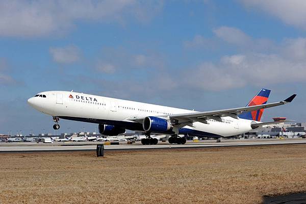 達美航空台北-東京機型A330-300