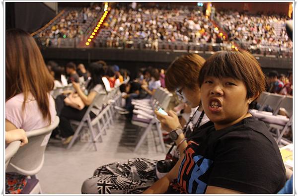 小羊阿月 -故意擺這個表情的 =皿=