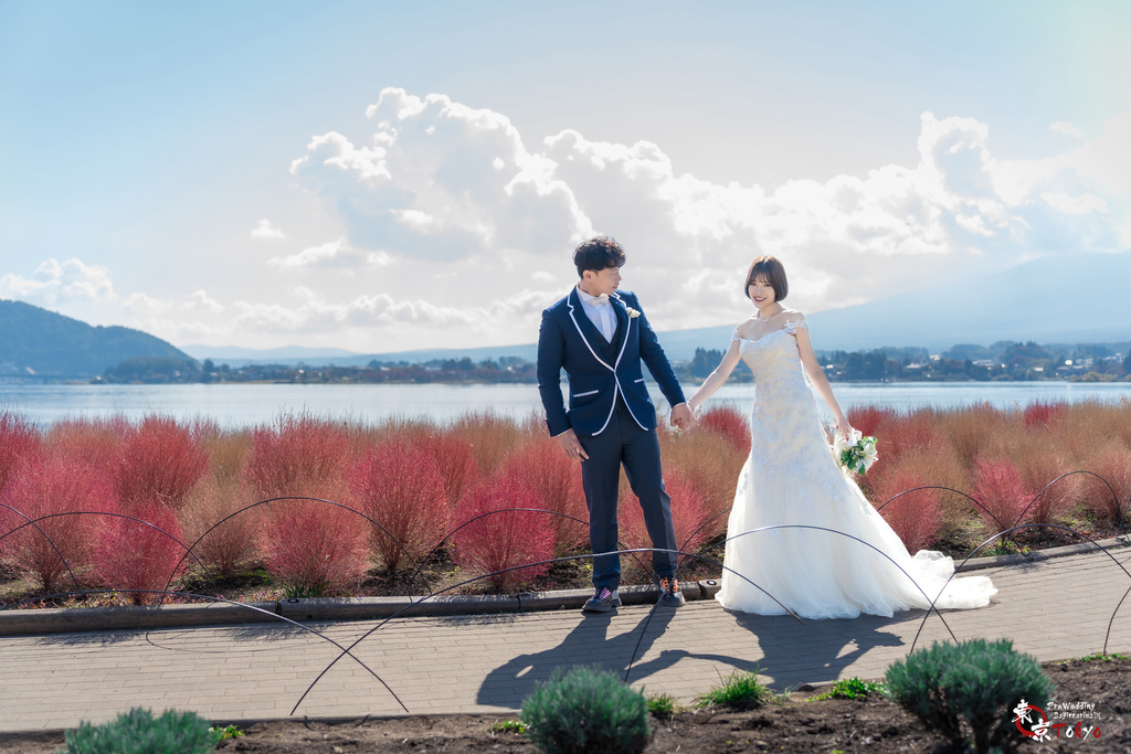 日本婚紗 49800元起 2025年 櫻花季 京都 東京 富 日本婚紗 49800元起 2025年 櫻花季 京都 東京 富