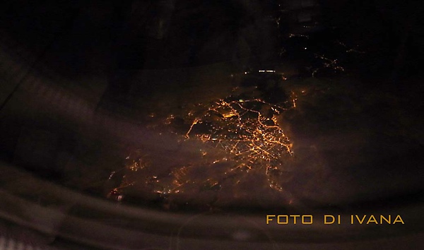 3/2漢莎航空下的夜景