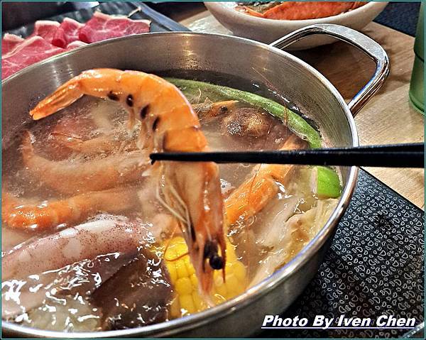 《UMI烏米火鍋竹北美食》假日竹北訪友餐廳/CP值高的海鮮鍋