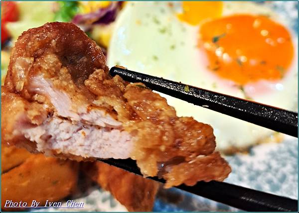 《桃園早午餐》傳統鐵板燒結合創新的早午餐『桃司廚-鐵板燒早午