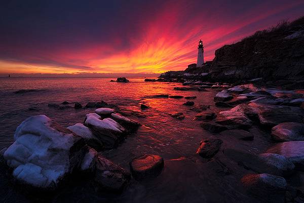amazing-lighthouse-landscape-photography-19.jpg