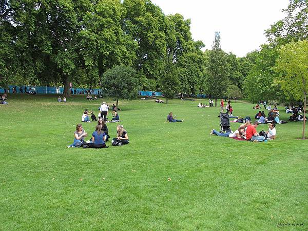London 草地野餐