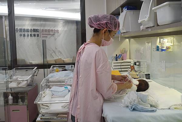 DSC07761.jpg 月子中心照護