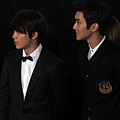 11-12-14_Donghae_Siwon_011.JPG