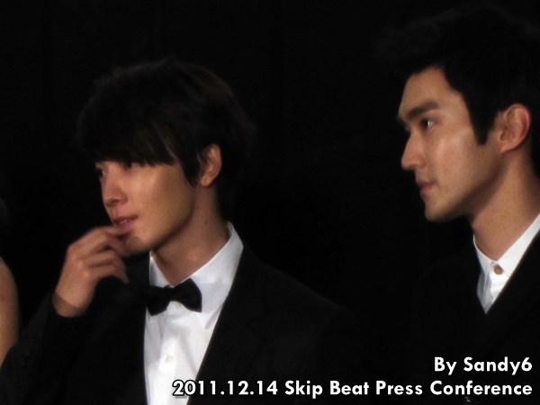 11-12-14_Donghae_Siwon_021.JPG