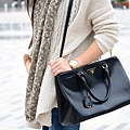 prada-saffiano-lux-tote.jpg