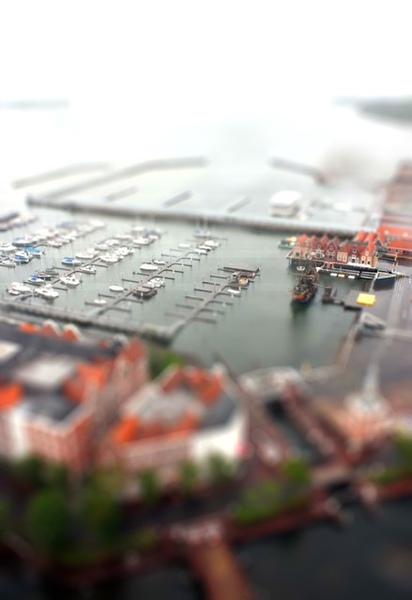 1630677692-tiltshift.jpg