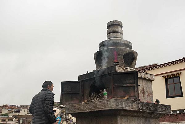 【雲南】噶丹松贊林寺．小布達拉宮—藏傳佛教的城堡