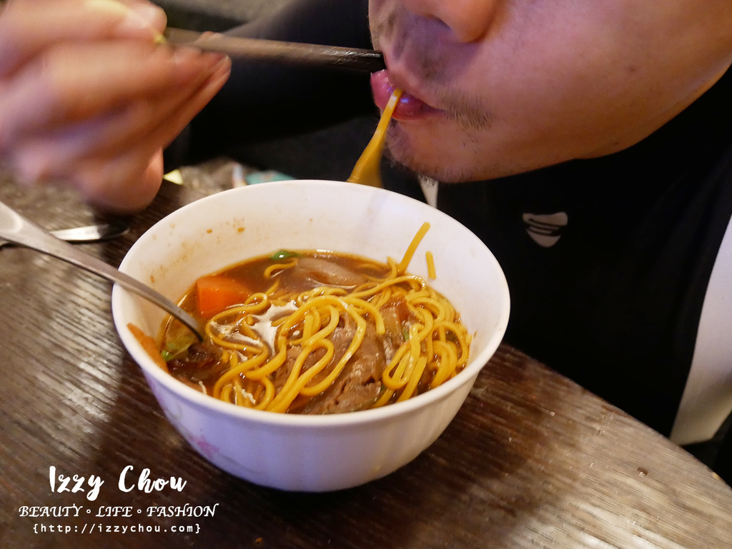 紅薑黃手打麵 牛肉麵食譜