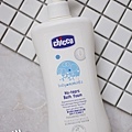 Chicco baby moment 寶貝嬰兒潤膚泡泡浴露 溫和不流淚配方