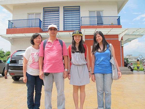 IMG_2002 IMG_2002