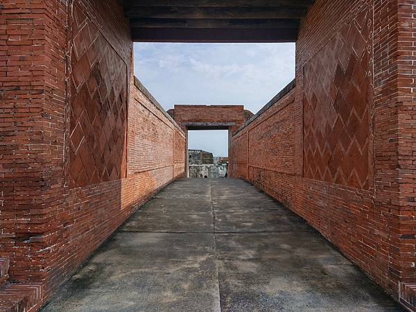 高雄旗後礮臺（高雄燈塔、星空隧道）