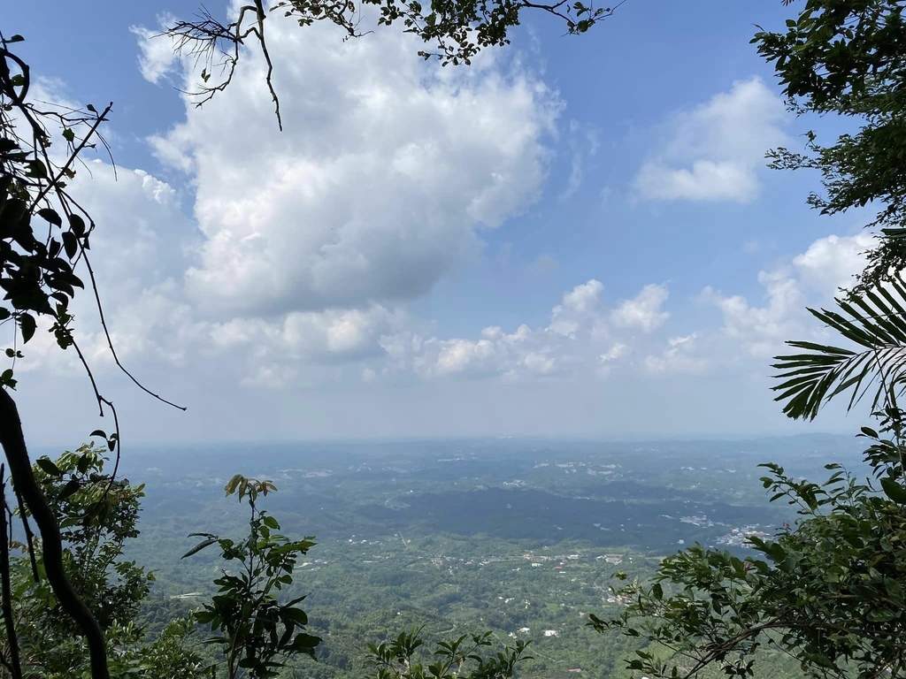 【台南南化】烏山南段:石松子山-紫竹寺-王爺崙山稜線來回