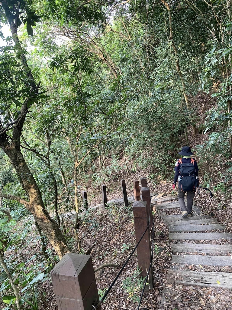 【台南南化】烏山南段:石松子山-紫竹寺-王爺崙山稜線來回