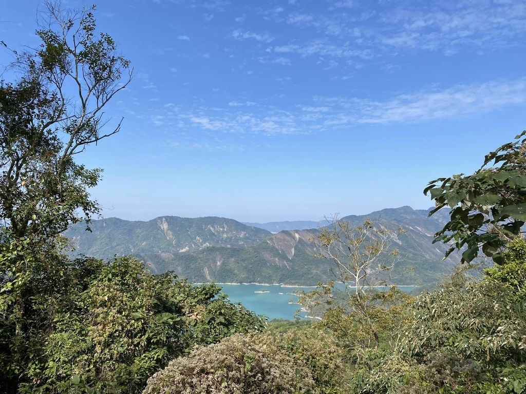 【高雄甲仙】六義山登山步道(紫霞登山口-觀湖平台來回)